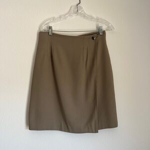 1990s Vintage Classic Tan Skirt